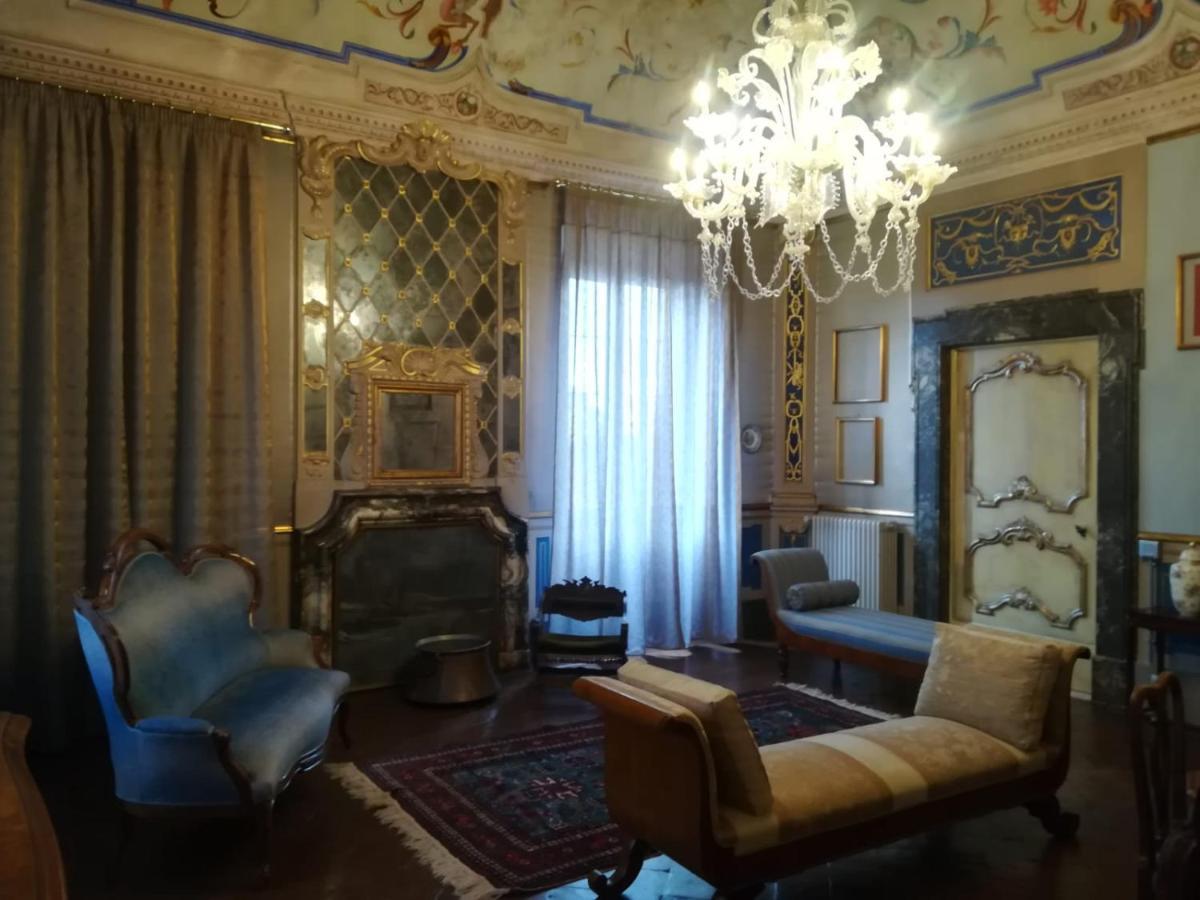 Boutique Apartment ウルビーノ エクステリア 写真