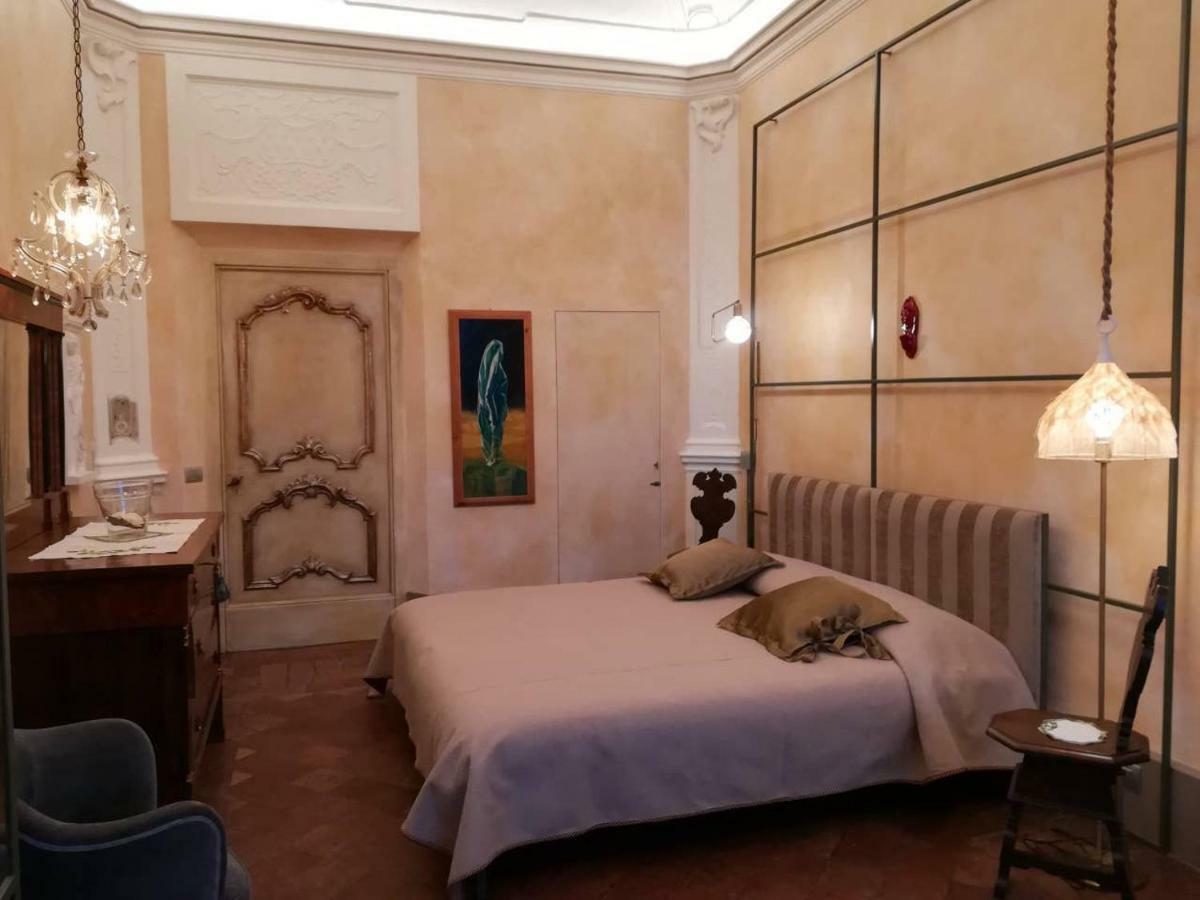 Boutique Apartment ウルビーノ エクステリア 写真